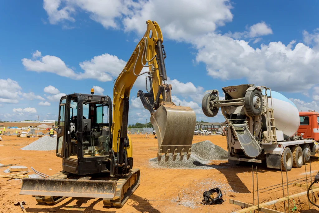 Equipment Machinery Rental | Reliable Heavy Equipment in KSA